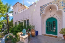 4100 sq feet Unique Hollywood Hills view home