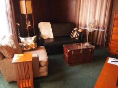 Lovely Upstairs Studio Unit in Point Richmond