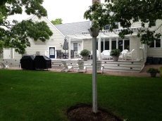 Lovely, spacious home 50 yards to private beach