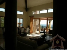 3 Bedrooms Villa Albatross