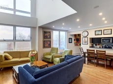 2 Bedrooms Townhome 2113 New