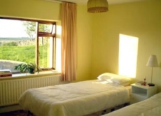 3 Bedrooms Farmhouse OpenHouse 