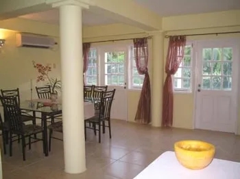 3 Bedrooms Apartment Warm Breezes