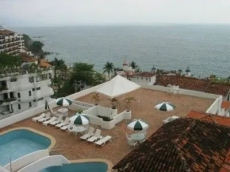 Ocean view Condo 1 Block from Los Muertos Beach