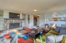 Modern, dog-friendly, waterfront home w/ a bay view!