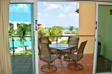 BEACHFRONT - EAGLE BEACH - OCEANIA RESORT - Divine Leisure 2BR condo - BC255