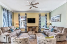 Toes in the Sand! SUMMER HEAT SALE! Book for summer 2021 with 2 complimentary beach sets!