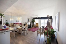 Unpack and Unwind! True Beachfront Condo with Free Beach Service (203)