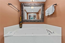 Beachfront Condo w/ Restaurant, Pool & Hot Tub