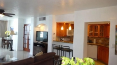 Luxurious 2BR/2Bath Condo looks Directly over Ocean Pool Beach Fort Lauderdale