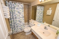 First Floor Ocean Front Studio with Kitchenette Sleeps 4 SPRING MEGA SALE