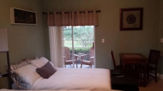 Studio Steps from Heated POOL!