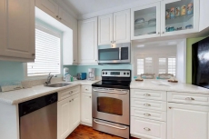 Adorable, vintage cottage w/ private pool & sundeck - walk to the beach!