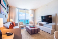 Modern and cozy 2 bedroom w/ breathtaking ocean views