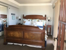 Luxury Beachfront Condo with Amazing Views, You will love it!