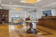 Waters Edge Resort and Spa - Lanai Suite - 500 to 600 sq ft