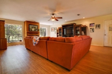 Spacious, family-friendly house w/huge deck, large backyard surrounded by nature