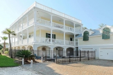 Heated Pool Access | 5*Clean | Flex Cancelation | Grocery Delivery