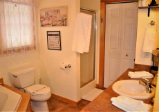 Wilderness Retreat-Flat land, paved roads all the way,focal to other cities