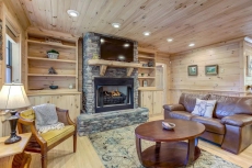 Waterfront cabin w/ gas fireplace, deck & foosball - close to town & the river! Property overview