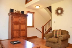 Beautifully Decorated On-Mountain Townhome! Ski-In/Out - by Ski Village Resorts