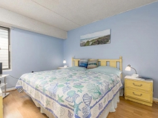 Oceanblock 1BR, 1BA condo ocean block on 134th street overlooking the outdoor pool.