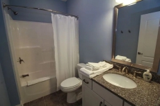 Beach comfort-lovely home steps from waterfront, beach, pools, pet friendly!