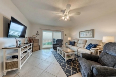 Waterfront condo w/ stunning views, shared pool, tennis, & private beach access