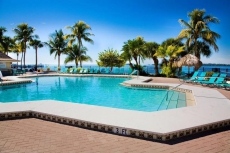 Newly Renovated Two Bedroom Condo with Stunning Views! Sanibel Harbour Resort 437 - B