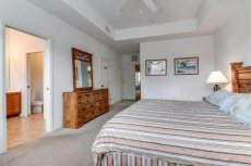 Family-friendly townhouse w/ shared pool - close to golf, beach & more!