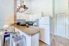 Island Inn - 46G - Oak Bluffs, MA