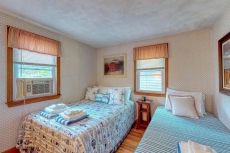 Port Cottage - Harwich Port, MA