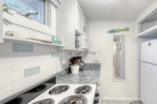 Island Inn - 17D - Oak Bluffs, MA