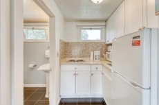 Island Inn - 7C - Oak Bluffs, MA