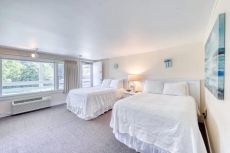 Island Inn - 20D - Oak Bluffs, MA