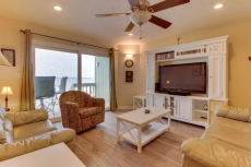 White Sands Bay Front Pensacola Condo - Gulf Breeze, FL