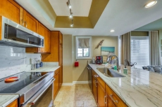 Luxury and a Beautiful Sound View - Pensacola Beach, FL