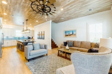 White Sands Retreat - Miramar Beach, FL