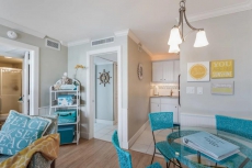 Barefoot Bungalow - Naples, FL