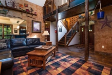 Tall Pines 6 Bedroom Lodge with Game Room and Views!