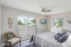 Shining Jewel on the Island