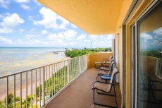 Tavernier Waterfront Retreat