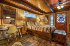 Rainbow's Edge - Big Bear City, CA