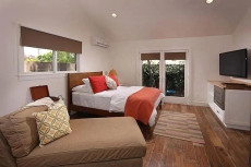 LA Charming Private Bungalow Guest House Rental-Prime Area