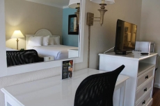 2 Queen Beds in a Studio Suite stay a night or a week!