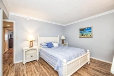 The Islander 2D: 2BR, 2BA, Sleeps 4 - oceanfront condo with pool!
