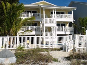 2 bedrooms in Redington Shores, Florida