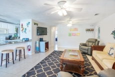 Fisherman's Canal Getaway - Key Colony Beach, FL